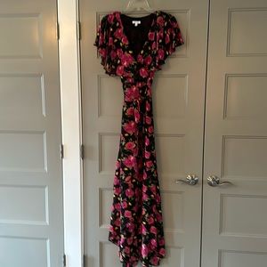 Beautiful long dress by Abound, size small. Worn once